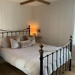 Apartment Retreat - Work Or Friendly *