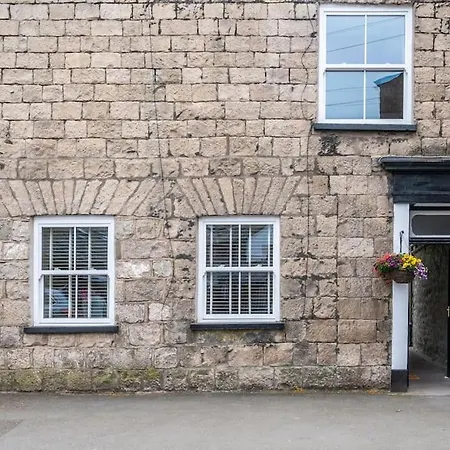 Apartment Cosy 1st Floor Flat - District With Bike Storage *